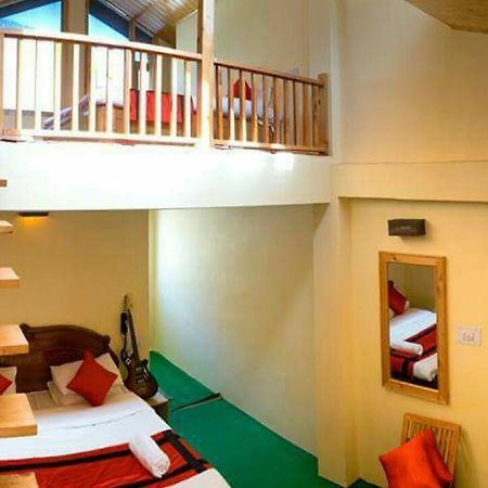 Hotel Apple Villa Manāli Екстериор снимка