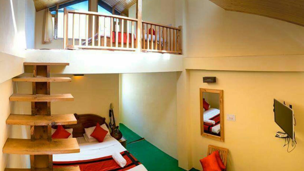 Hotel Apple Villa Manāli Екстериор снимка