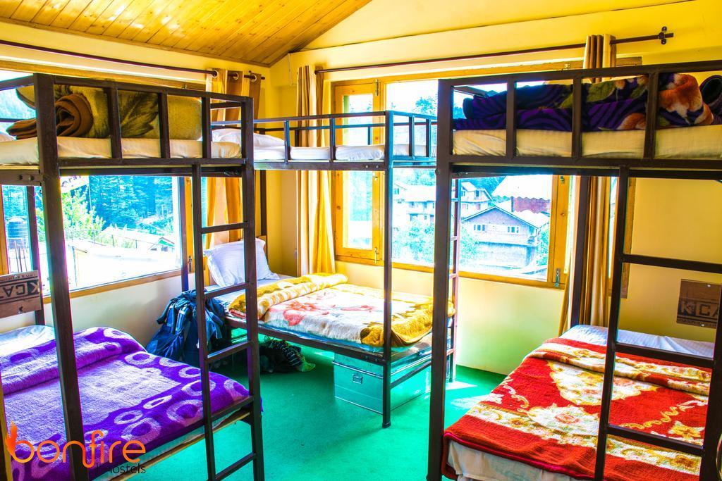 Hotel Apple Villa Manāli Екстериор снимка