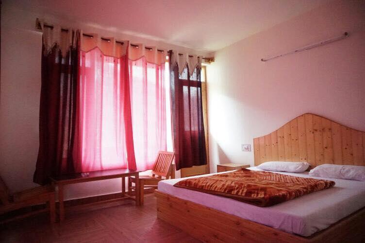 Hotel Apple Villa Manāli Екстериор снимка